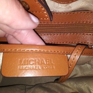michael kors draw string handbag